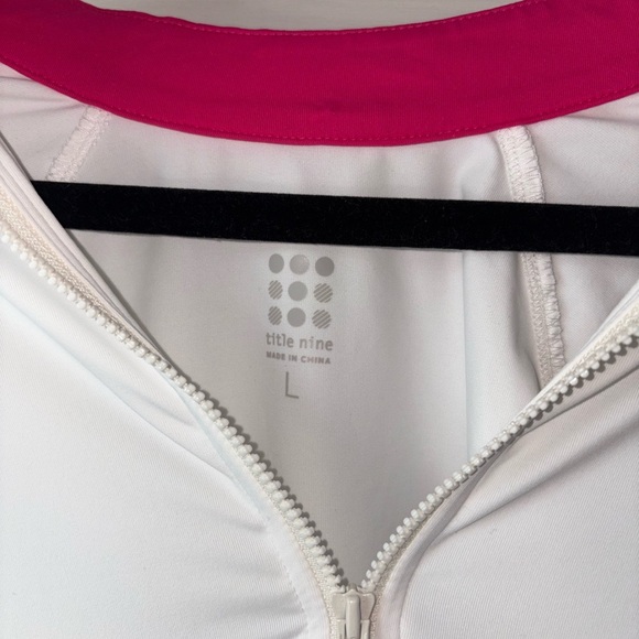 Title Nine Half Zip Hoodie Pullover Women’s Large White Navy Pink Activewear - Picture 4 of 6
